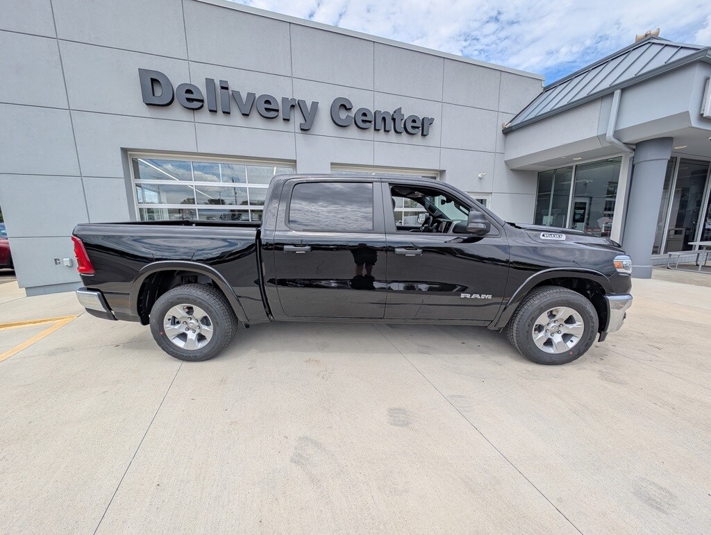 2026 Ram 1500 Big Horn photo 4