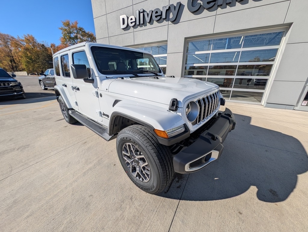 2026 Jeep Wrangler 4-Door Sahara's photo