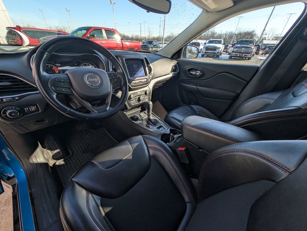 Used 2021 Jeep Cherokee Trailhawk with VIN 1C4PJMBX8MD141846 for sale in Amherst, OH