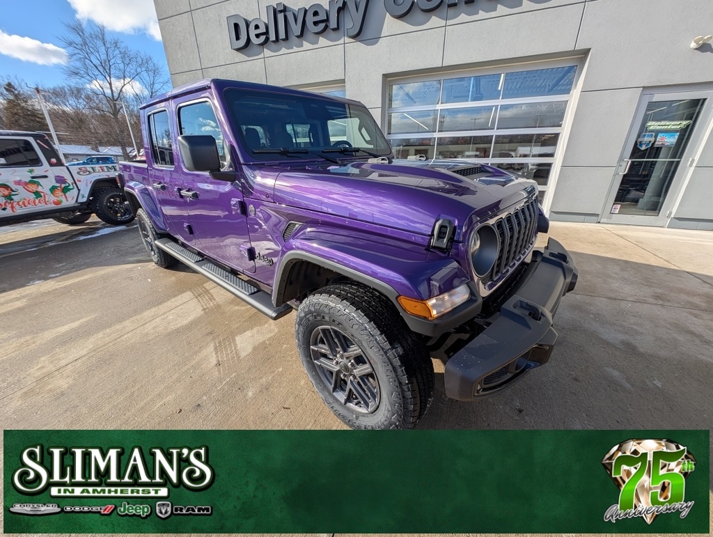 2026 Jeep Gladiator Pickup 