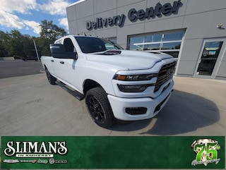 2026 Ram 2500 BLACK EXPRESS CREW CAB 4X4 8' BOX Pickup