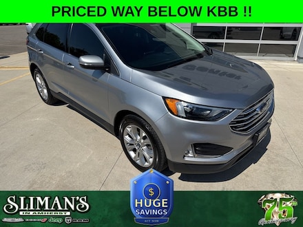 2022 Ford Edge Titanium SUV