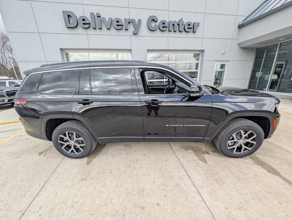 2025 Jeep Grand Cherokee L photo 4