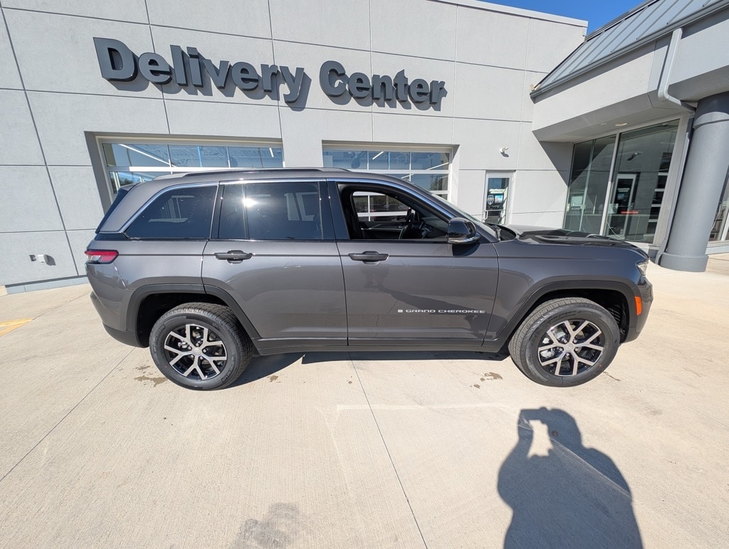 New 2025 Jeep Grand Cherokee LIMITED 4X4 Sport Utility