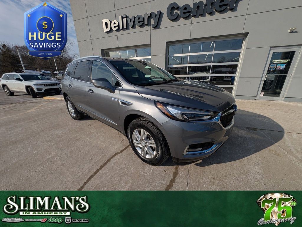 2021 Buick Enclave Essence AWD's photo