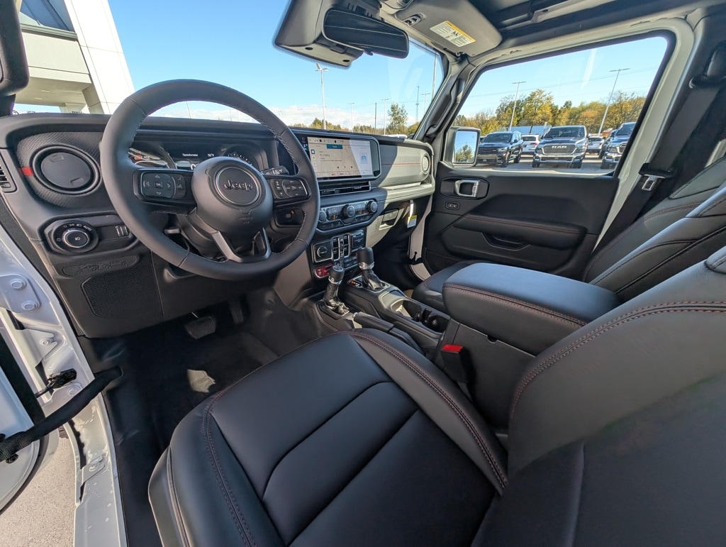 New 2026 Jeep Wrangler 4-DOOR RUBICON Sport Utility