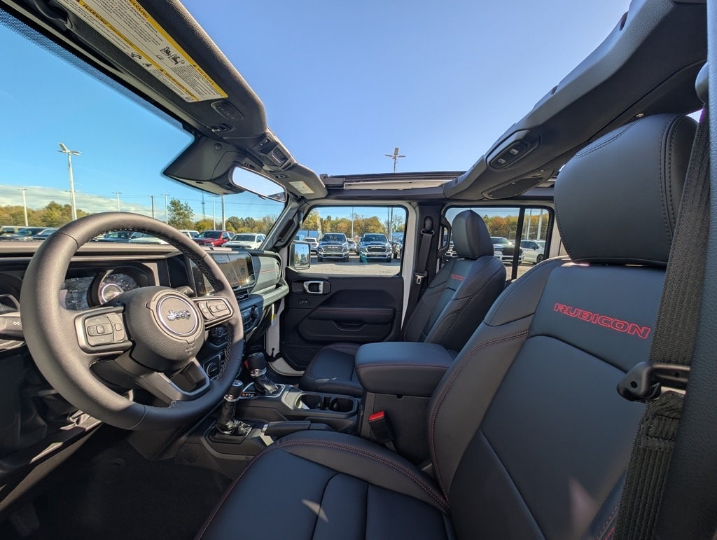 New 2026 Jeep Wrangler 4-DOOR RUBICON Sport Utility