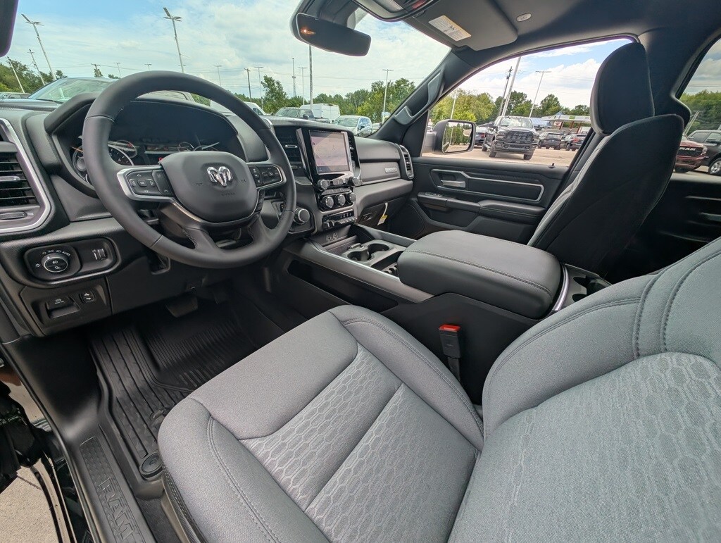 2026 Ram 1500 Big Horn photo 2