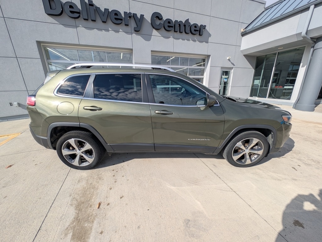 Used 2019 Jeep Cherokee Limited SUV
