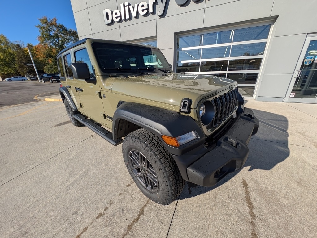 2026 Jeep Wrangler 4-Door Sport S's photo