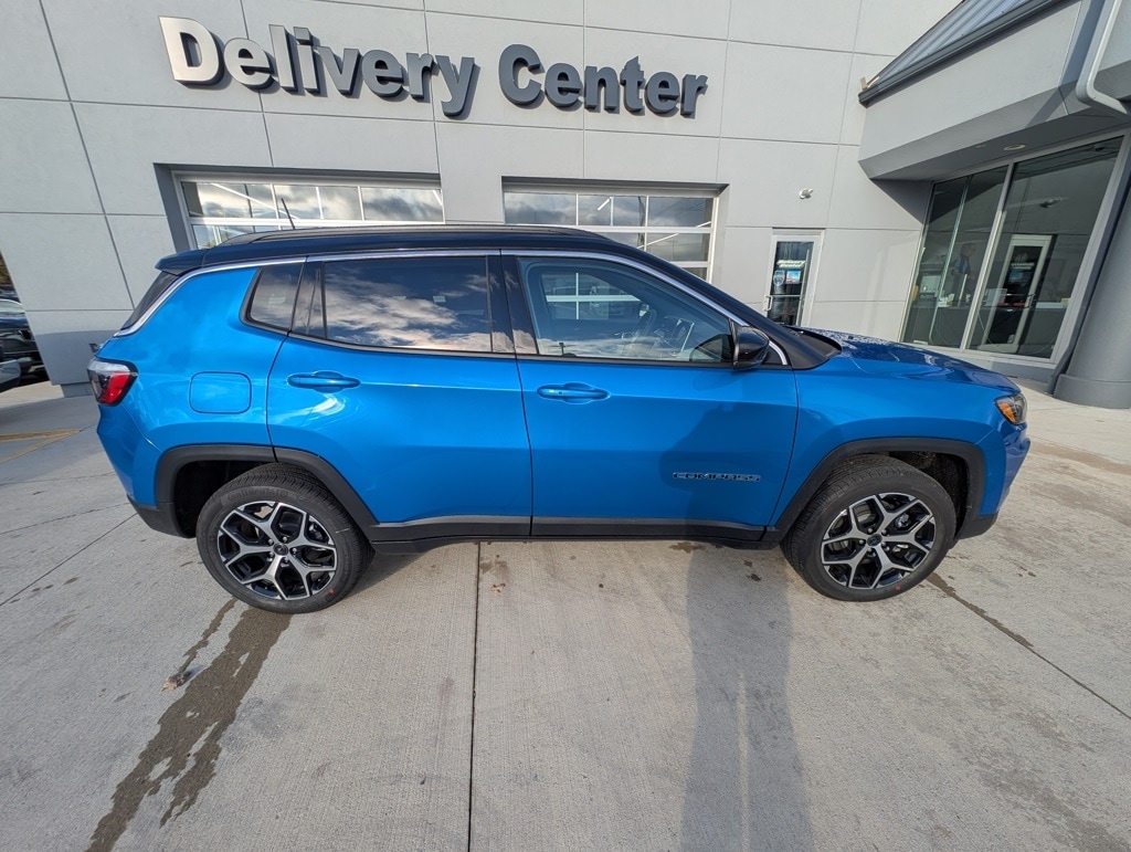 New 2026 Jeep Compass LIMITED 4X4 Sport Utility