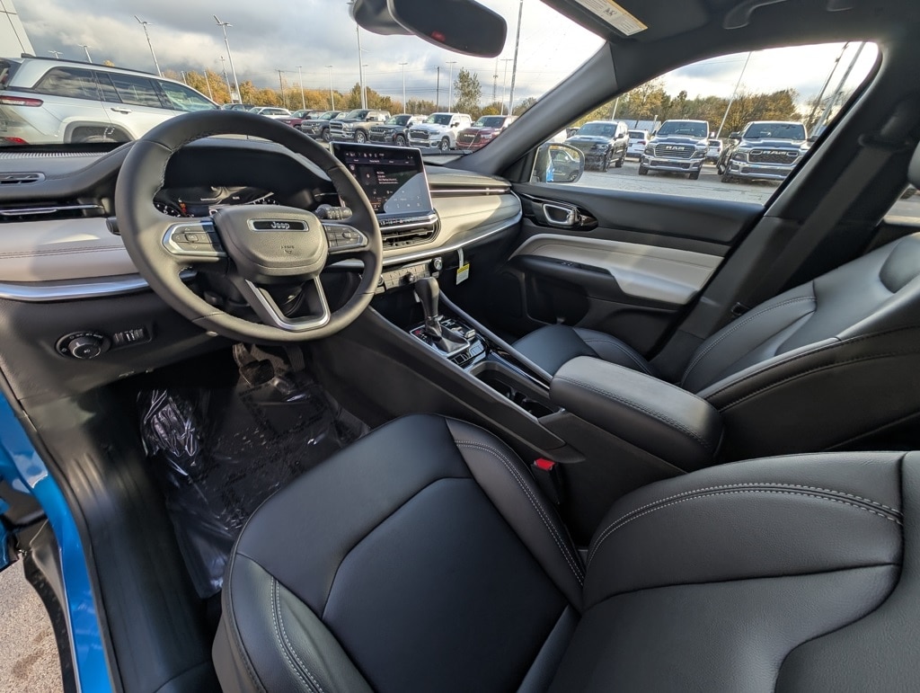 New 2026 Jeep Compass LIMITED 4X4 Sport Utility