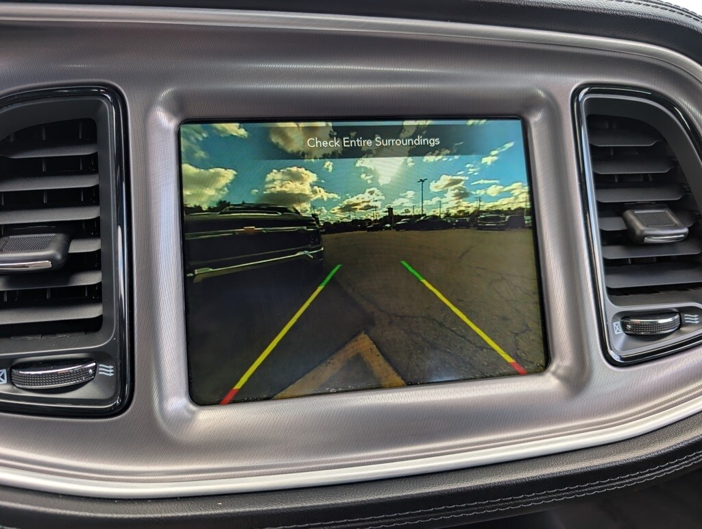 2022 Dodge Challenger GT photo 3