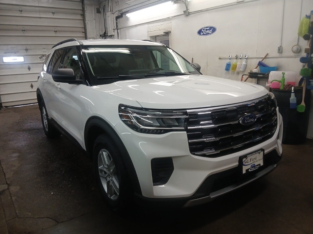 New 2026 Ford Explorer Active SUV