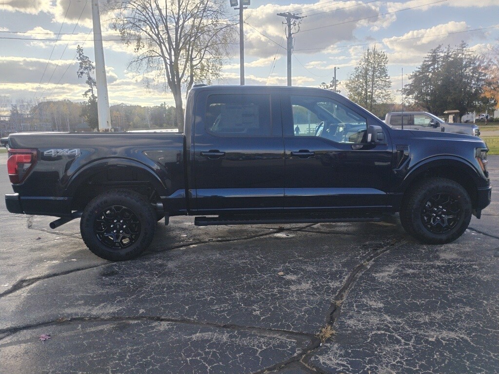2025 Ford F-150 XLT photo 4