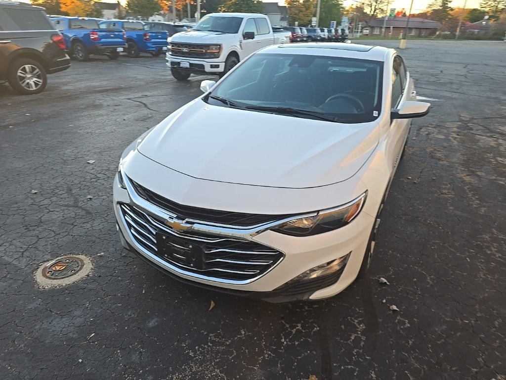 Used 2024 Chevrolet Malibu LT w/1LT Sedan