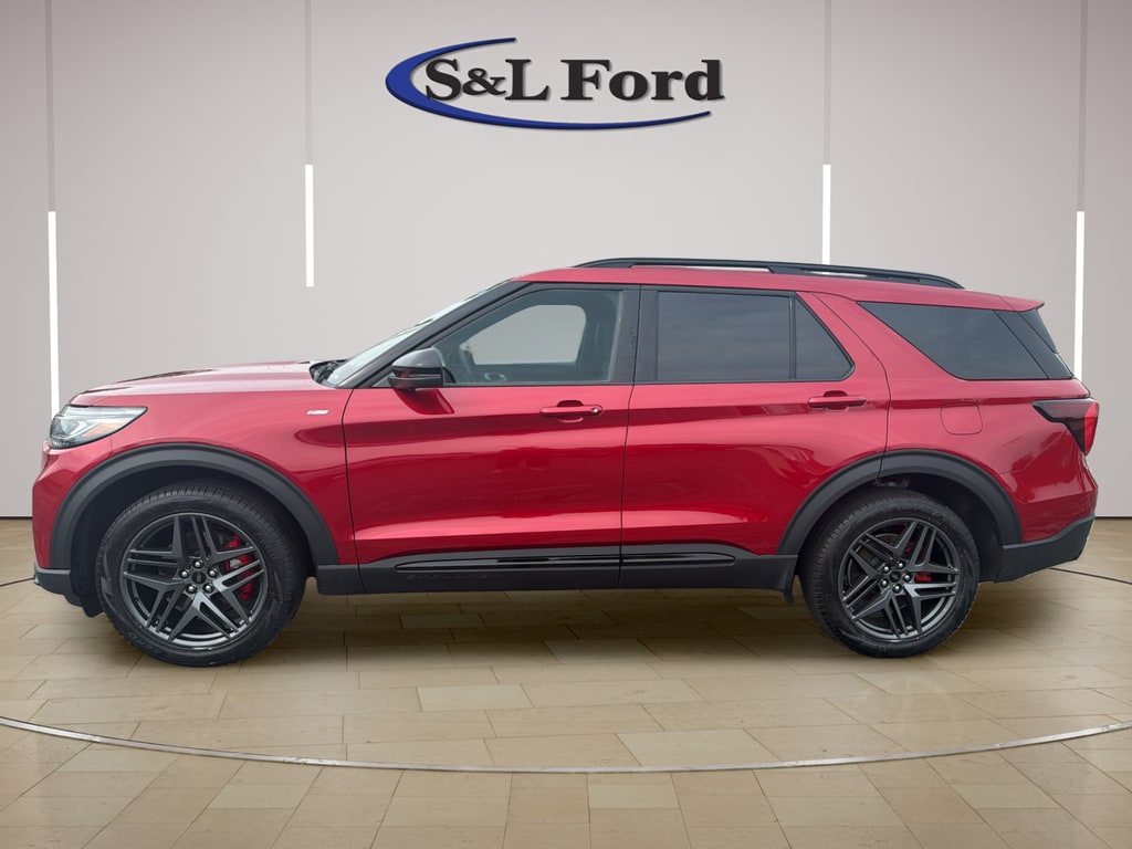 Certified 2025 Ford Explorer ST-Line SUV