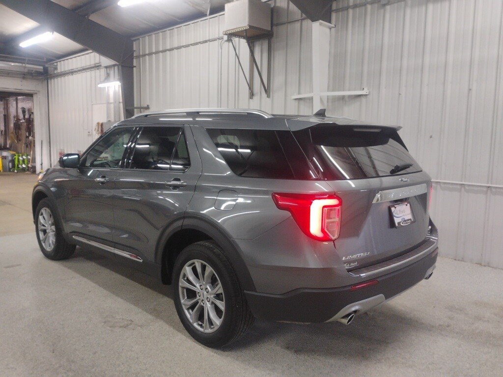 2023 Ford Explorer Limited photo 2