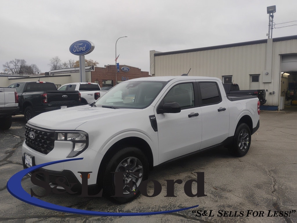 2025 Ford Maverick XLT's photo