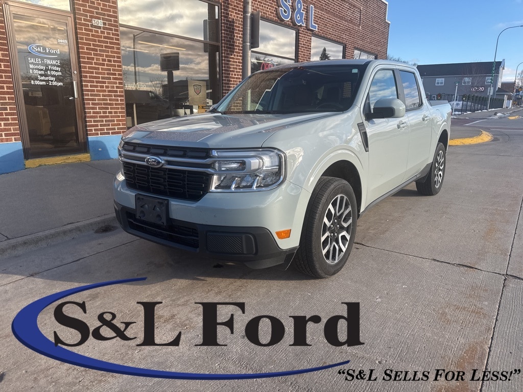 2022 Ford Maverick Lariat's photo