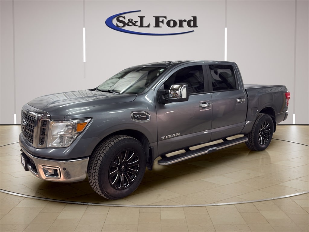 Used 2017 Nissan Titan SV with VIN 1N6AA1E50HN570653 for sale in Oconto Falls, WI