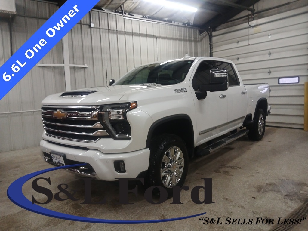 2024 Chevrolet Silverado 2500HD High Country's photo