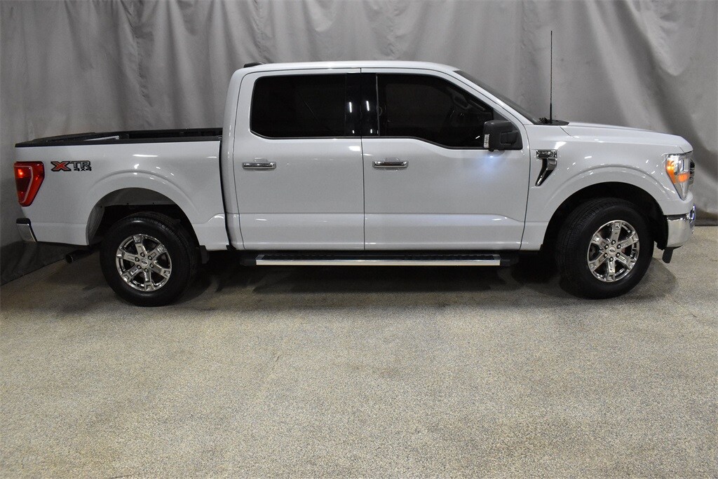 2022 Ford F-150 XLT photo 2