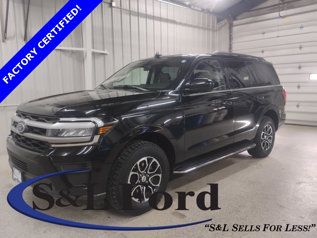 2023 Ford Expedition XLT's photo