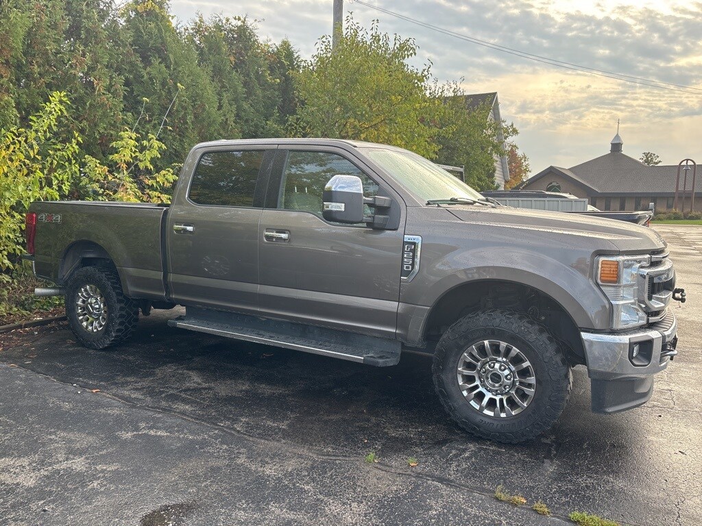 2020 Ford F-250 XLT photo 3