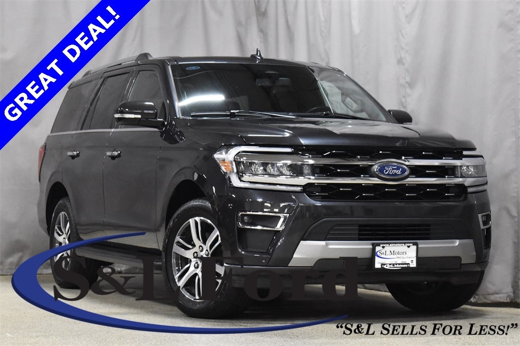 2024 Ford Expedition Limited's photo