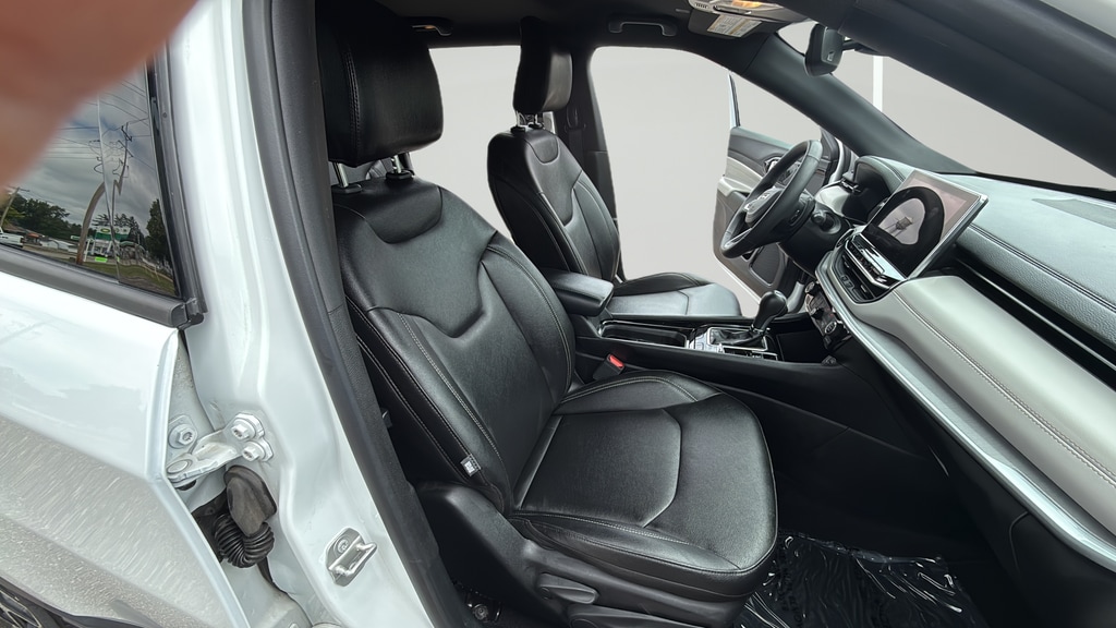 2025 Jeep Compass Limited - Photo 29