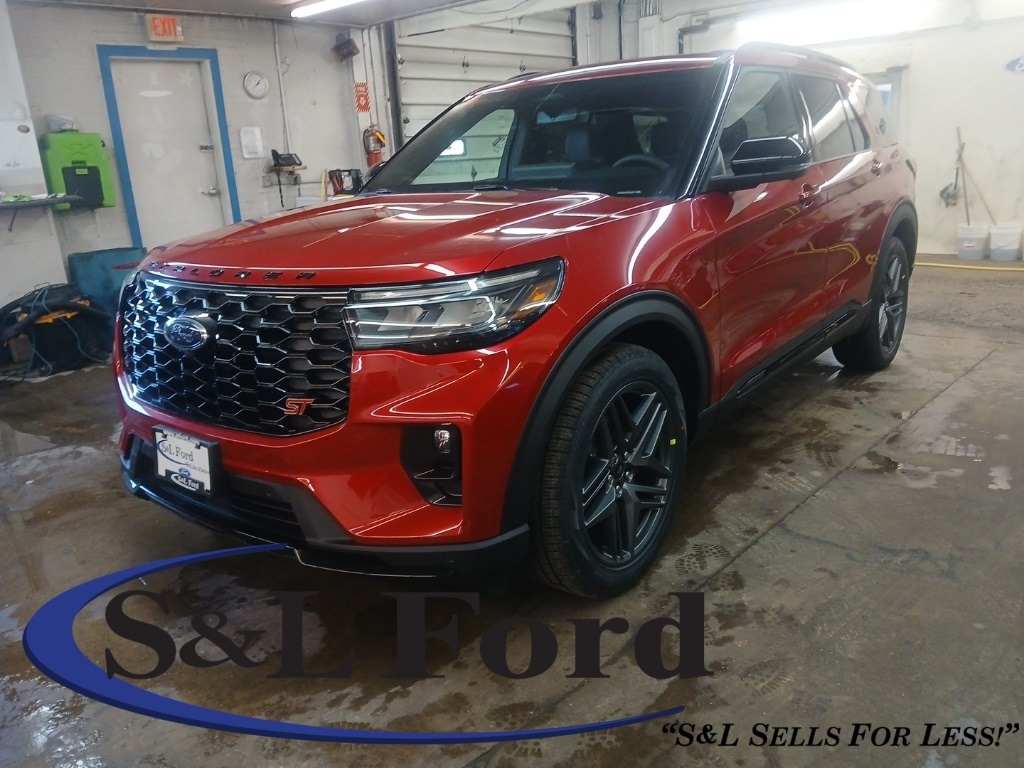 2026 Ford Explorer ST's photo
