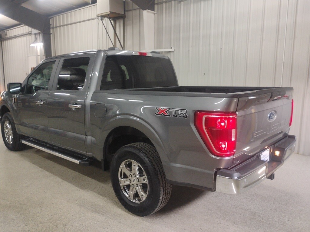 2023 Ford F-150 XLT photo 3