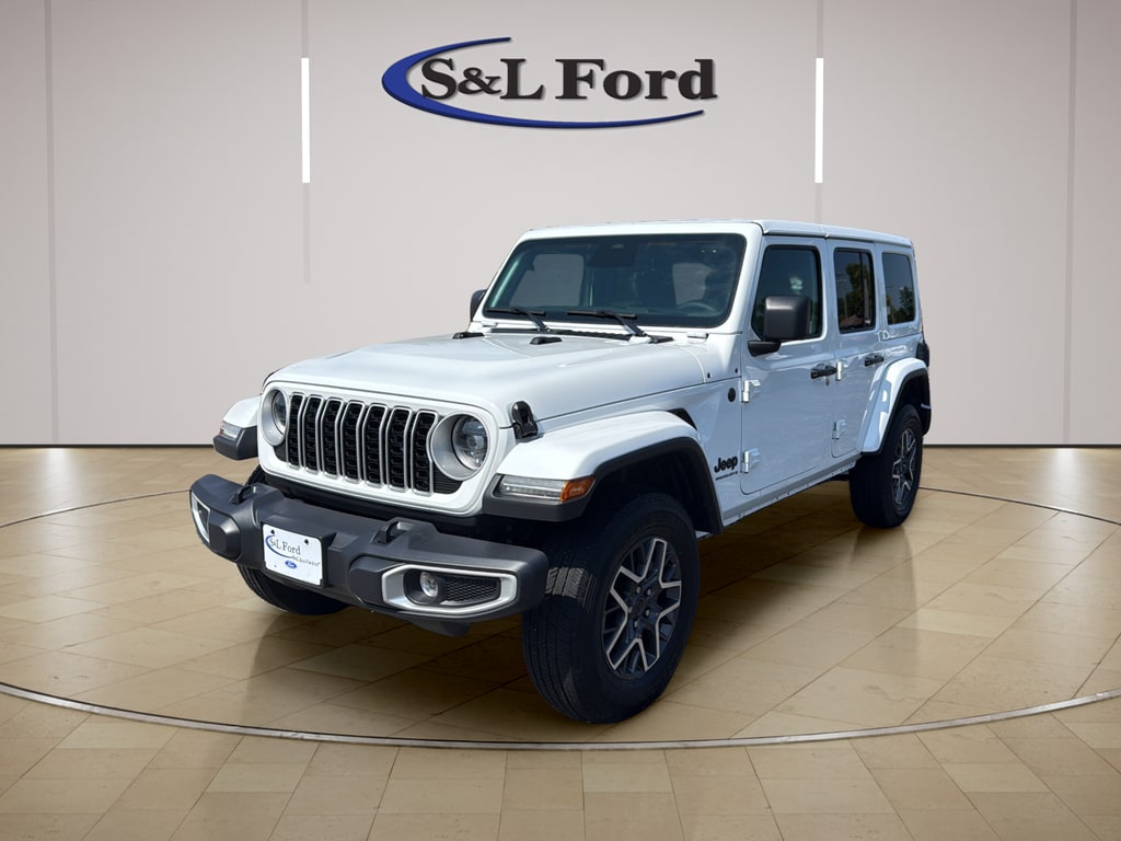 Used 2025 Jeep Wrangler Sahara SUV