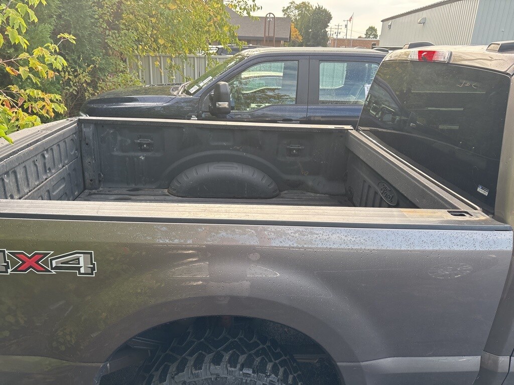 2020 Ford F-250 XLT photo 4