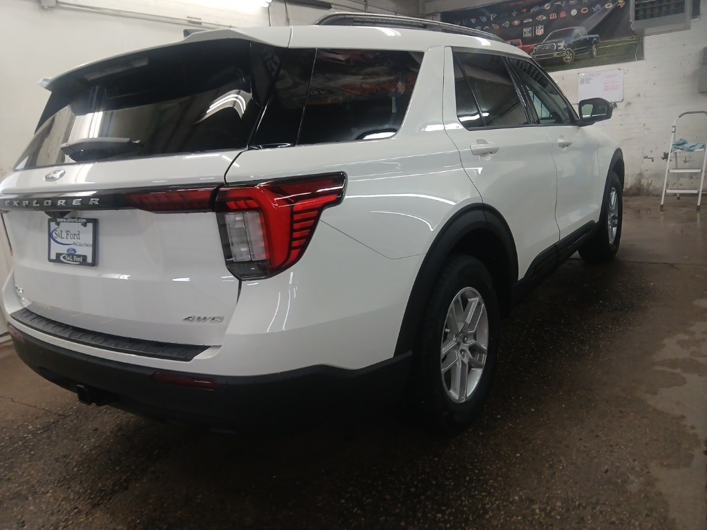 New 2026 Ford Explorer Active SUV