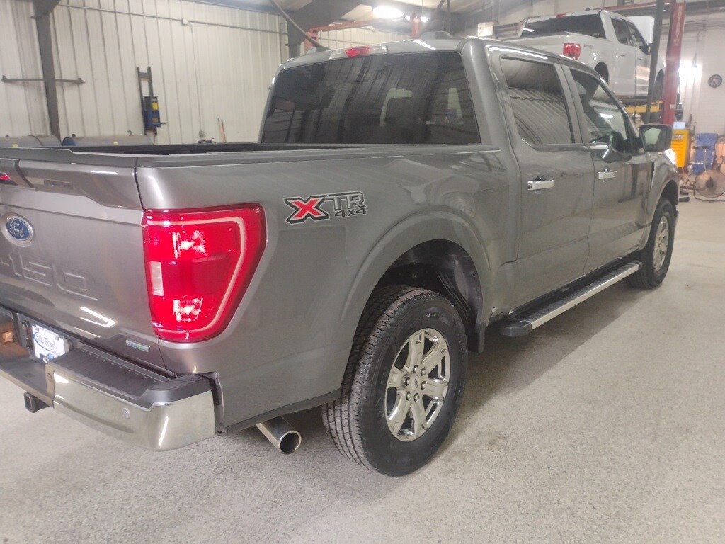 2023 Ford F-150 XLT photo 4