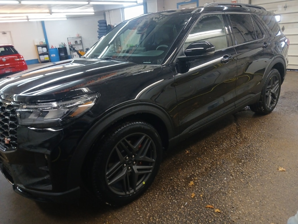 New 2026 Ford Explorer ST SUV