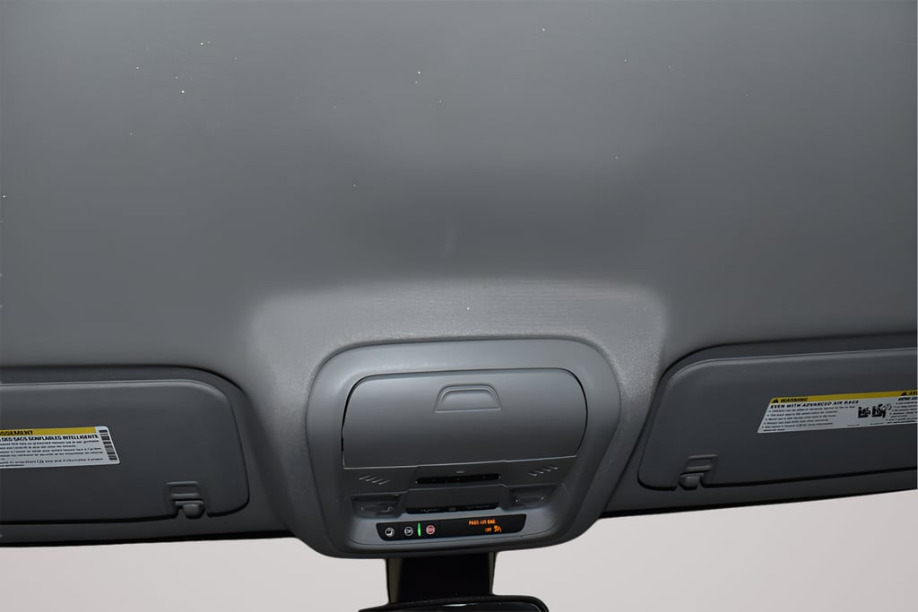 2023 GMC Acadia SLT - Photo 17