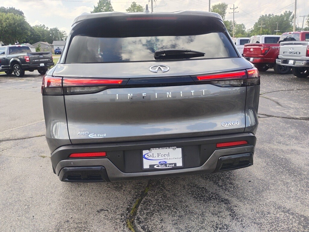 2025 Infiniti QX60 Luxe photo 4