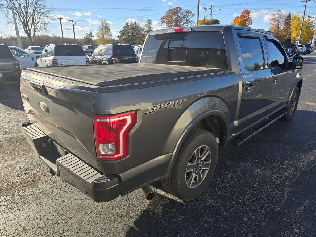 2017 Ford F-150 XLT photo 4