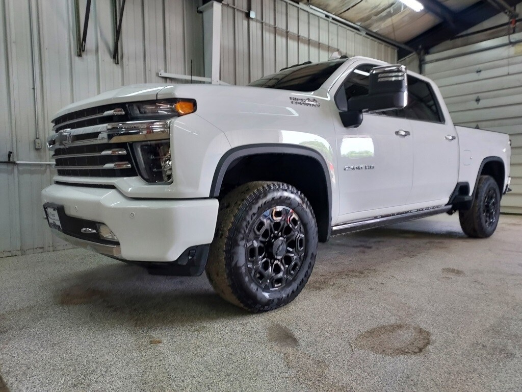 Used 2022 Chevrolet Silverado 2500HD High Country Crew Cab Short Bed Truck
