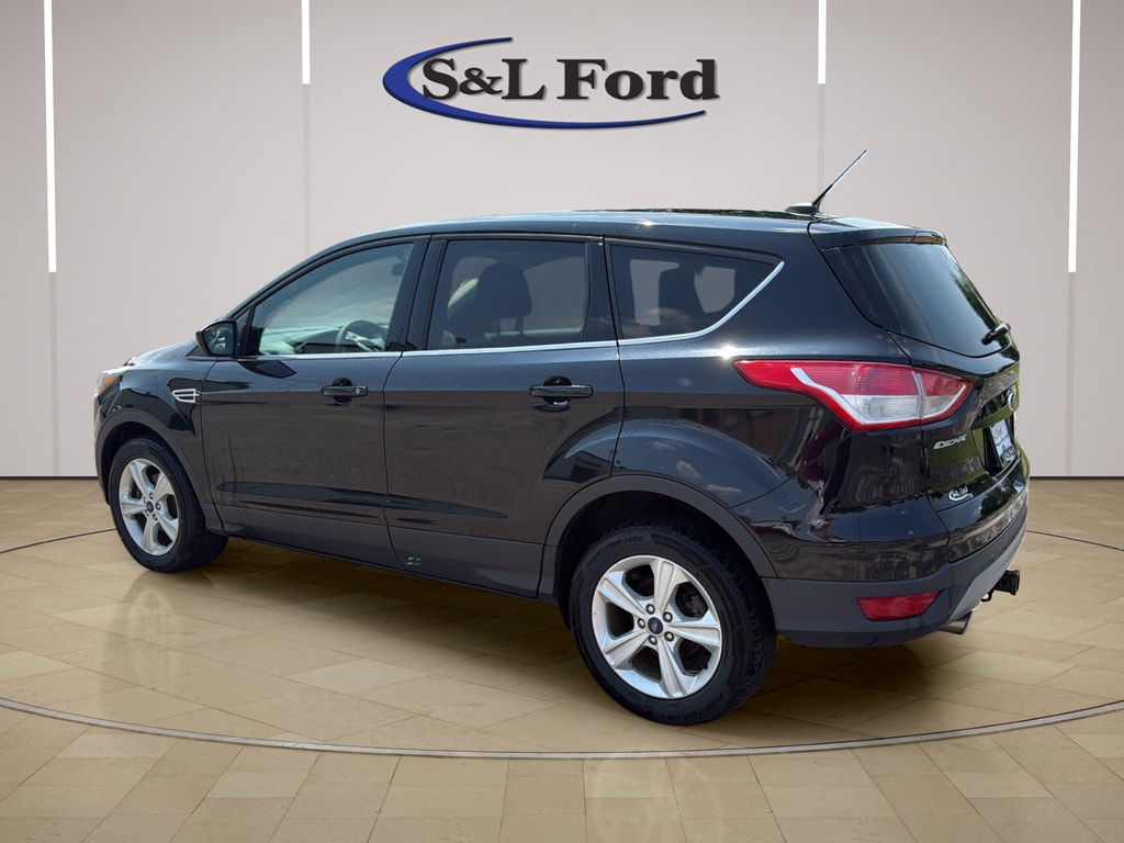 Used 2015 Ford Escape SE SUV