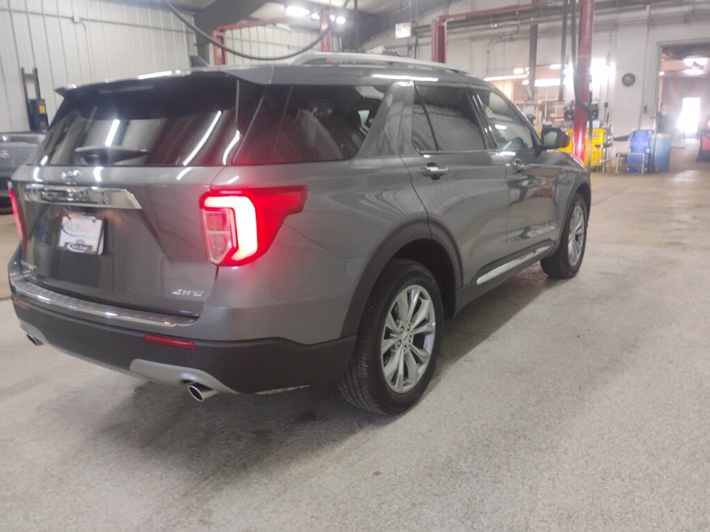 2023 Ford Explorer Limited photo 3