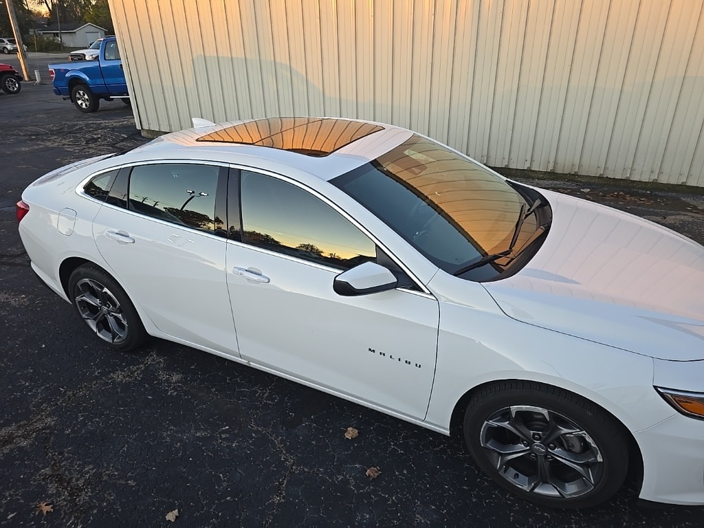 Used 2024 Chevrolet Malibu LT w/1LT Sedan