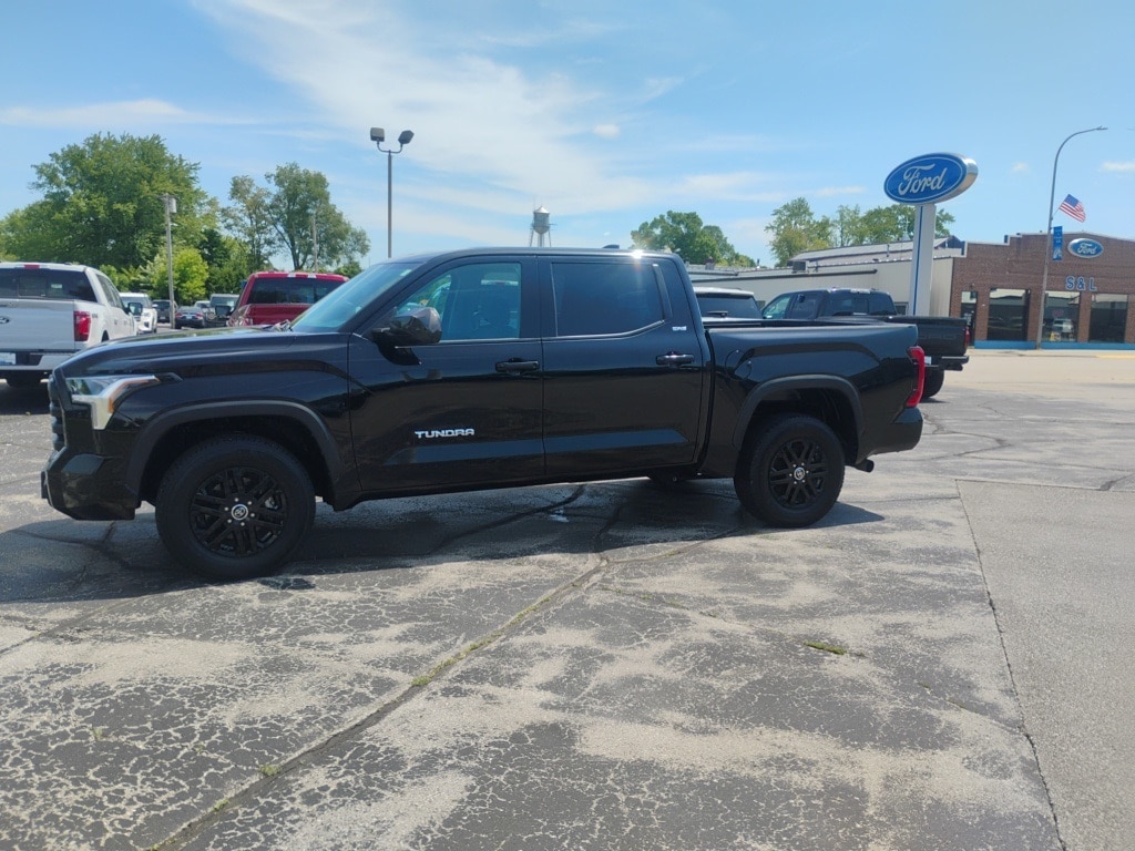 Used 2022 Toyota Tundra SR5 with VIN 5TFLA5DB4NX036159 for sale in Oconto Falls, WI