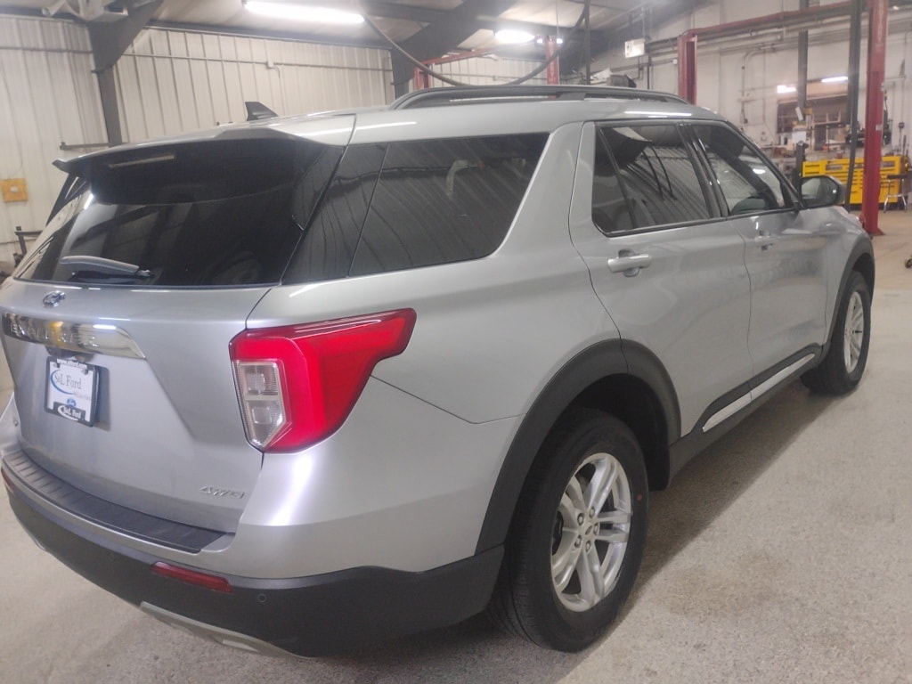 Used 2024 Ford Explorer XLT SUV