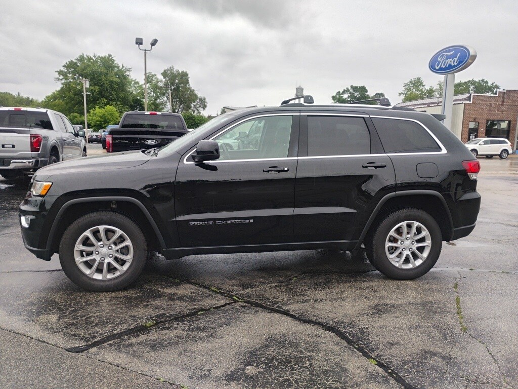 Used 2021 Jeep Grand Cherokee Laredo with VIN 1C4RJFAG8MC541224 for sale in Oconto Falls, WI