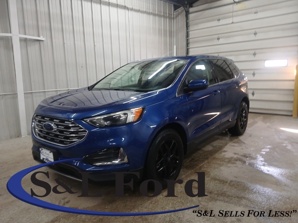 2022 Ford Edge SEL's photo