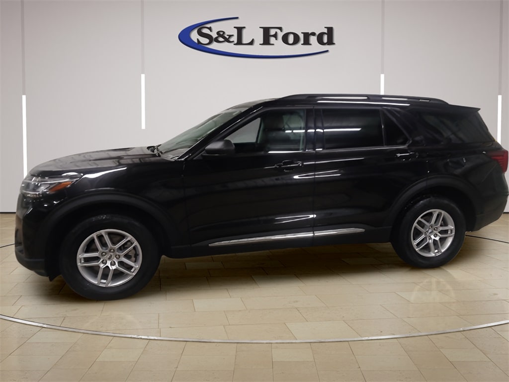 Certified 2025 Ford Explorer Active SUV